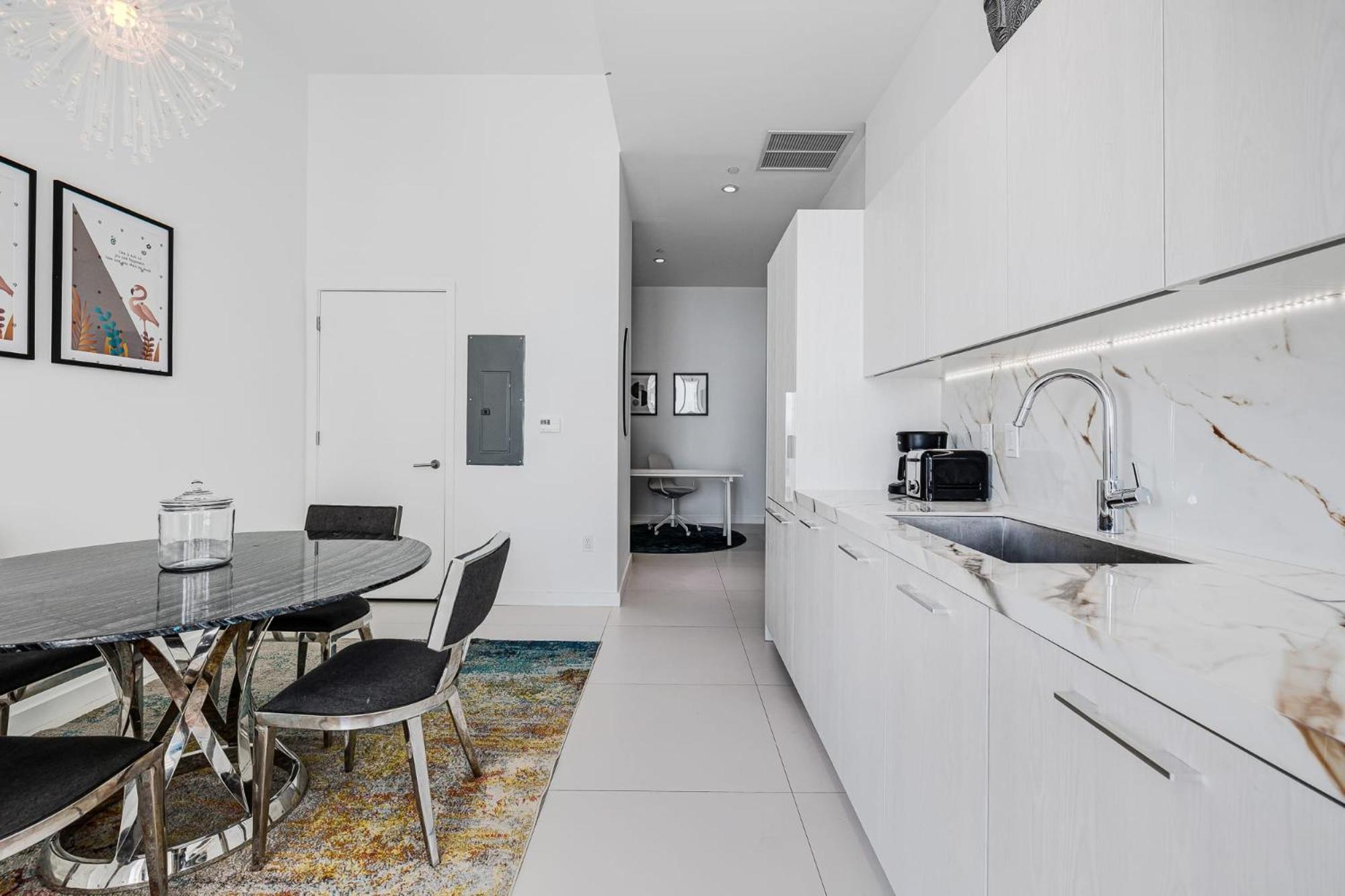 Unique High-Rise Condo In Miami Zewnętrze zdjęcie